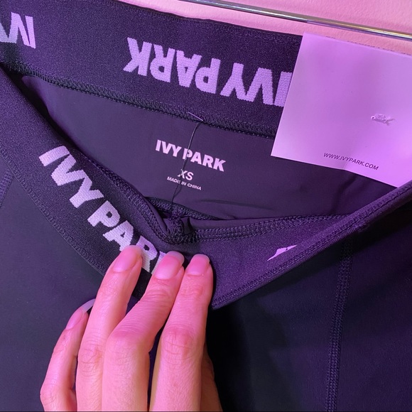 NWT IVY PARK Mid Rise 3/4 Length Legging Sz XS - Picture 10 of 12